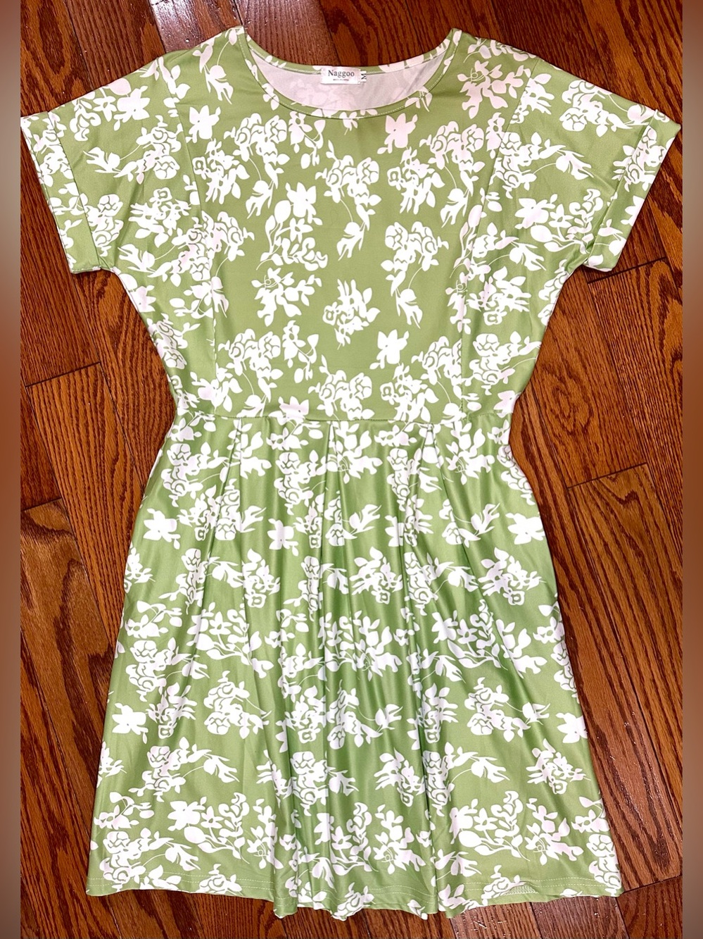 Naggoo Green Floral Short Sleeve Mini Dress